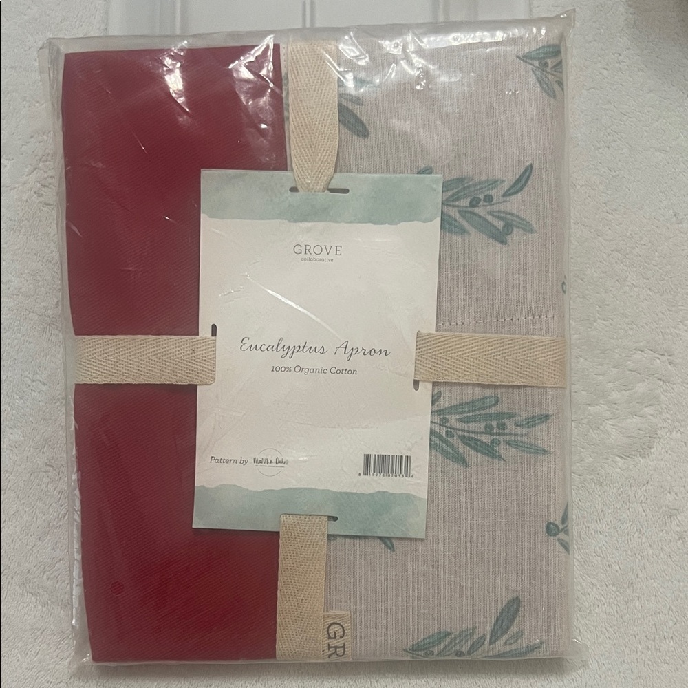 Grove Collaborative Eucalyptus Apron